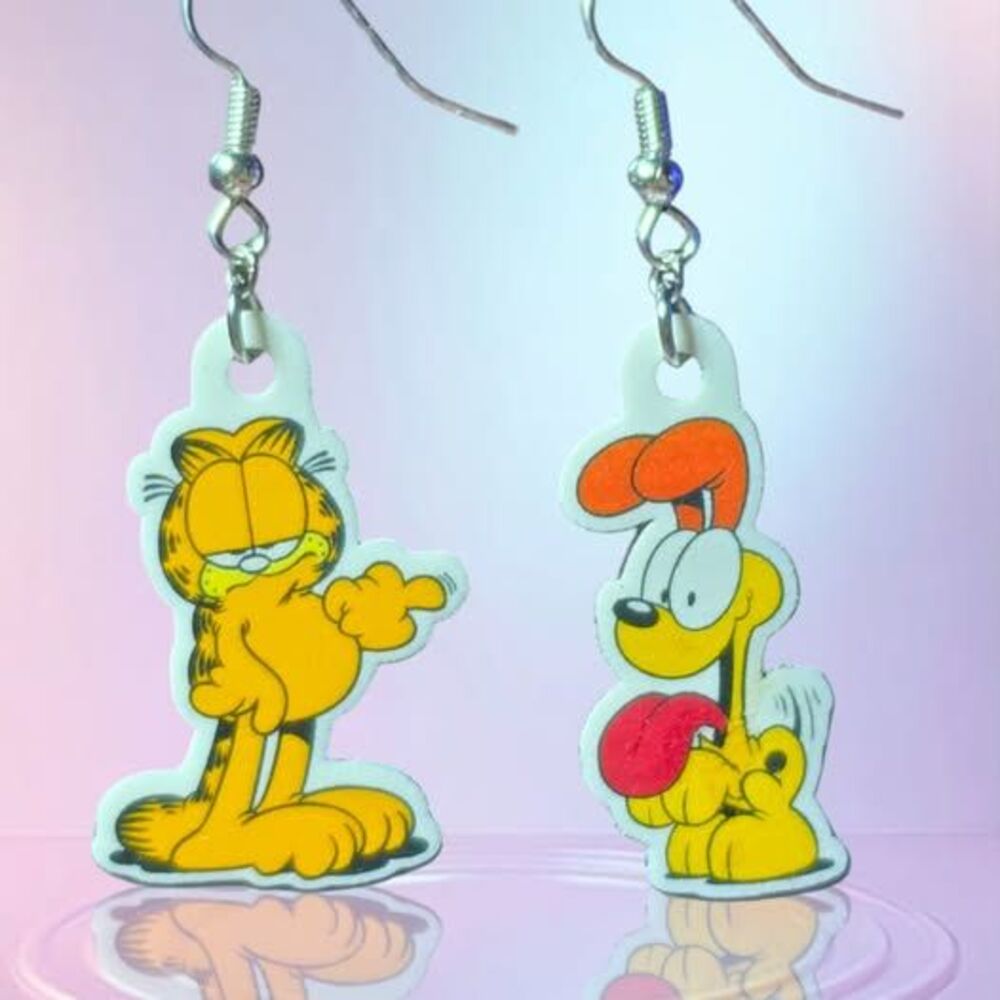 Garfield and Odie Fan Art Earrings